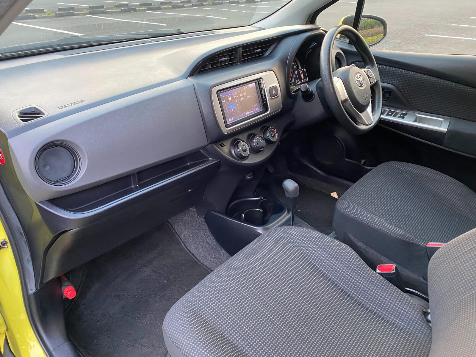 2014 Toyota Vitz